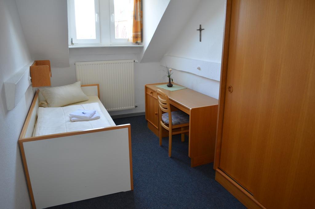 Stiftsberg - Bildungs- Und Freizeitzentrum Kyllburg ภายนอก รูปภาพ