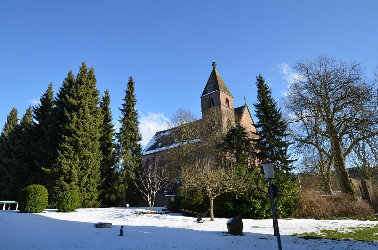 Stiftsberg - Bildungs- Und Freizeitzentrum Kyllburg ภายนอก รูปภาพ