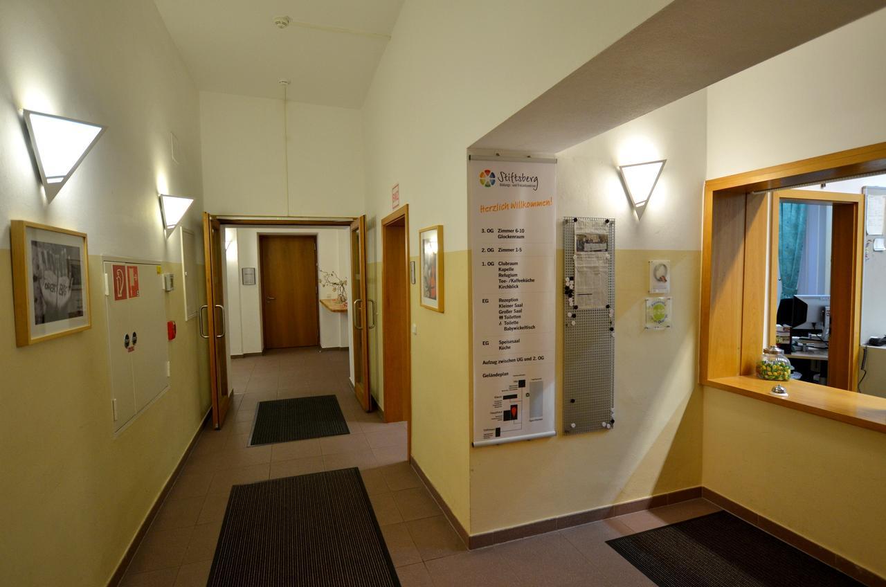 Stiftsberg - Bildungs- Und Freizeitzentrum Kyllburg ภายนอก รูปภาพ